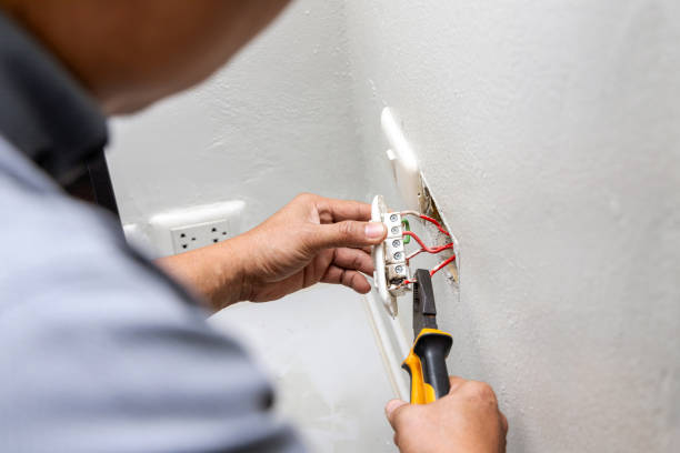 Best Outdoor Lighting Installation  in Daingerfield, TX